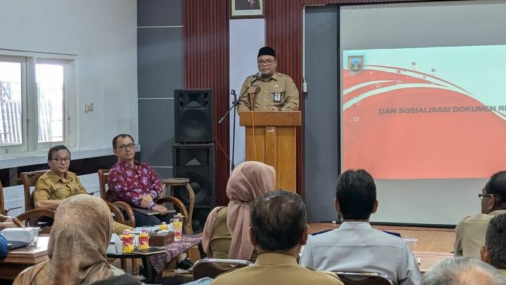 Kolaborasi dengan Swasta Rembang Targetkan Penurunan Kemiskinan di Triwulan Pertama 2025 1024x576 1