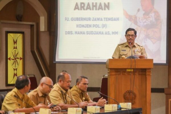 Pj Gubernur Jateng Tekankan Pentingnya Akuntabilitas dalam Pengelolaan APBD 1024x576 1