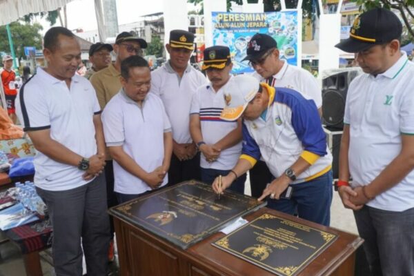 Revitalisasi Alun Alun 1 Jepara Tempat Baru untuk Berkumpul dan Bersantai 1024x576 1