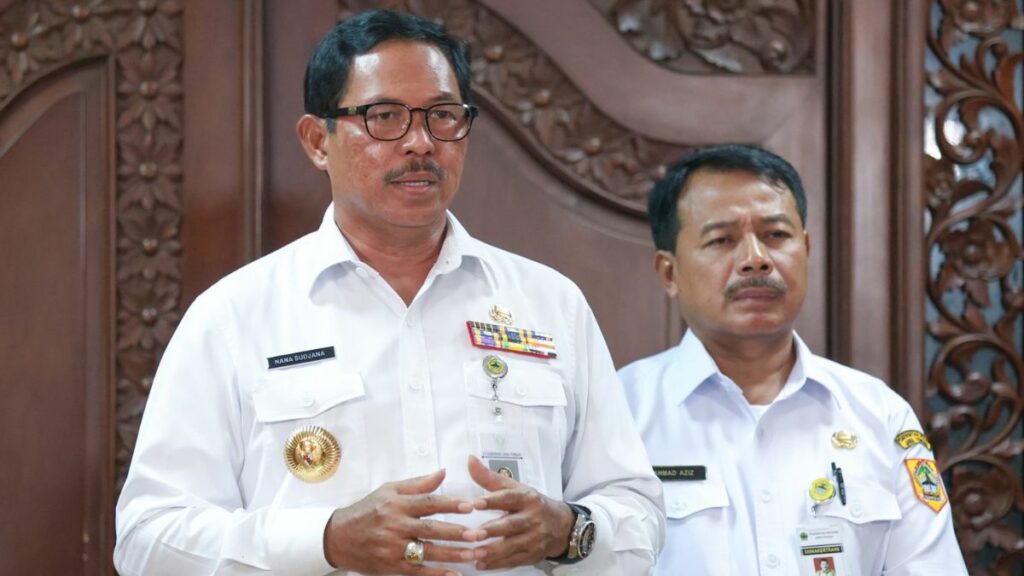 UMP Jawa Tengah 2025 Naik 65 Pj Gubernur Nana Sudjana Perlindungan Bagi Pekerja Baru 1024x576 1