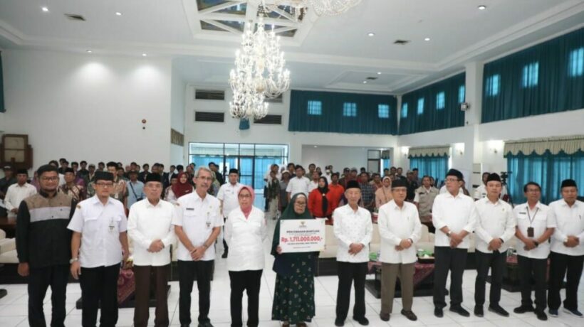 Rp17 Miliar Digelontorkan Baznas Jateng untuk Tingkatkan Kualitas Hidup Masyarakat 1024x576 1