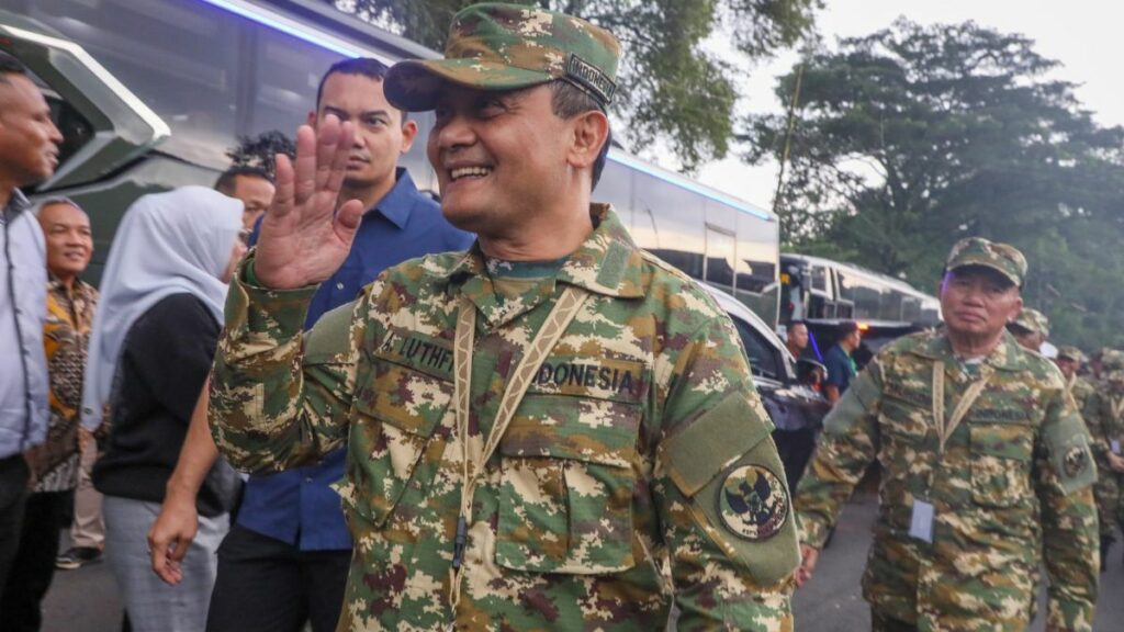 Gubernur Jateng Ahmad Luthfi Ikuti Retret Kepemimpinan di Akmil Magelang 1024x576 1