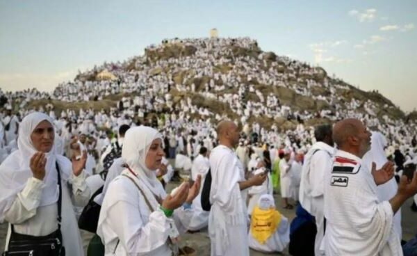 Arab Saudi Umumkan Sanksi bagi Jemaah Haji Tidak Berizin