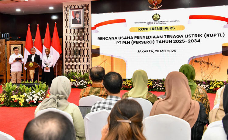 PLN Siap Listriki 780 Ribu Rumah Lewat Program Lisdes 2025–2029 di RUPTL Baru