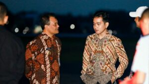 Tembok Penahan Air Laut di Pelabuhan Tanjung Emas Jebol Gubernur Jateng Pastikan Penanganan Cepat 1024x576 1