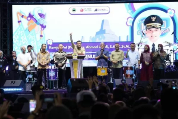 Jateng Fair 2025 Resmi Dibuka Semarak Nostalgia dan Harapan Baru di PRPP Semarang 1024x576 1