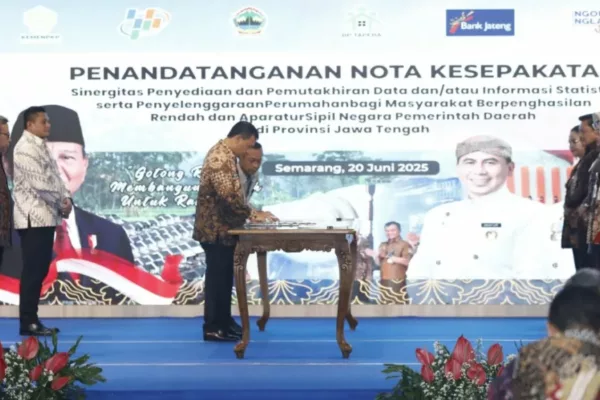 Pemprov Jateng Sediakan 20 Ribu Rumah Subsidi untuk MBR dan ASN Satu KK Satu Rumah Layak Huni 1024x576 1