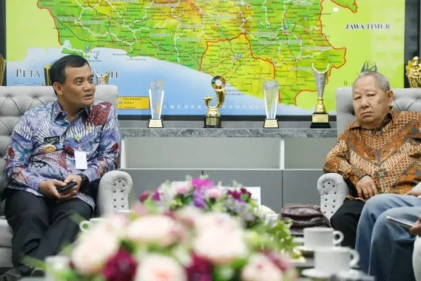 Demi Kepastian Buruh dan Pengusaha Pemerintah Kaji Rumusan UMK Jangka Panjang 1024x576 1