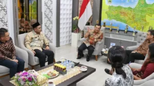 Gubernur Jateng Terima Dubes Singapura Bahas Investasi Besar di Sektor Ekonomi Hijau 1024x576 1