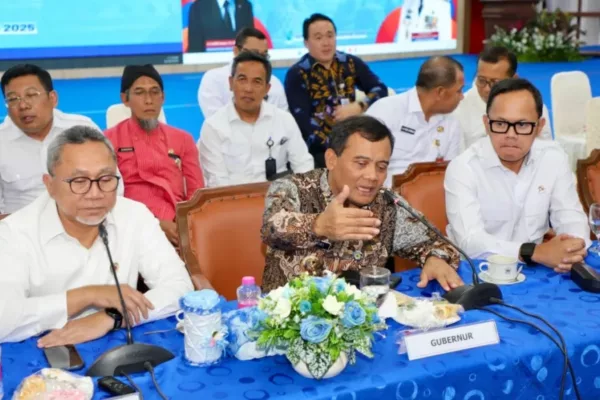 Gubernur Jateng Minta Pengawasan Program Makan Bergizi Gratis Diperketat 1024x576 1