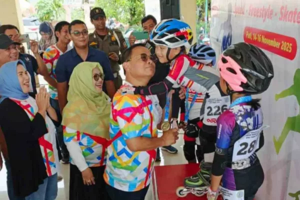 Pati Tuan Rumah Kejurprov Sepatu Roda Skateboard Bupati Sudewo Pastikan Layanan Maksimal 1024x719 1