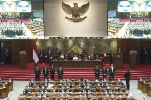 Rapat Paripurna DPR setujui hasil uji kelayakan calon anggota KY