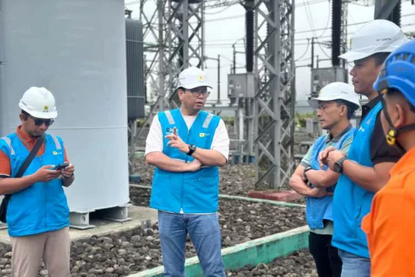 Komitmen PLN Menjaga Listrik Tetap Menyala di Musim Nataru