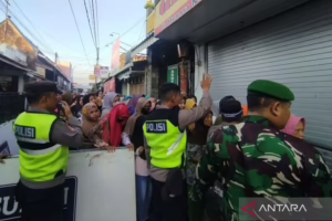 Polres Kudus Kerahkan 329 Personel Gabungan Amankan Tradisi Buka Luwur