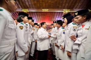 Prabowo Apresiasi Dedikasi Paskibraka Kibarkan Sang Merah Putih